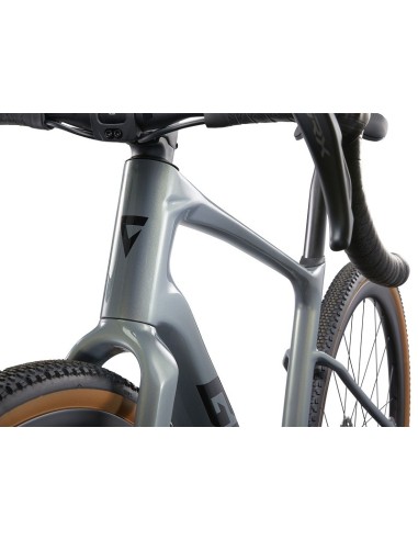 Bicicleta GIANT Revolt Advanced 0